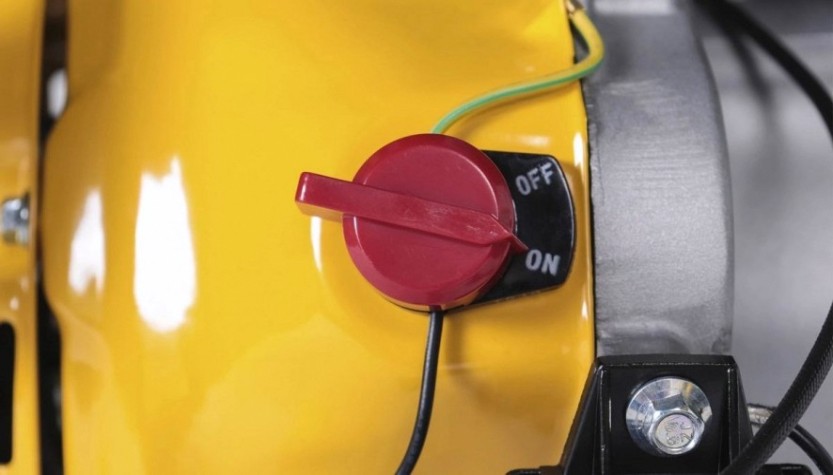 Бензиновый двигатель CHAMPION G420HKDC (15лс/11квт 420см³ 25мм 31кг шпонка, выход 12в/60в Бензиновый двигатель CHAMPION G420HKDC (15лс/11квт 420см³ 25мм 31кг шпонка, выход 12в/60в