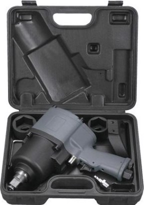 Гайковерт пневматический FUBAG IW1600 ударный + набор кейс 100199 [100199]