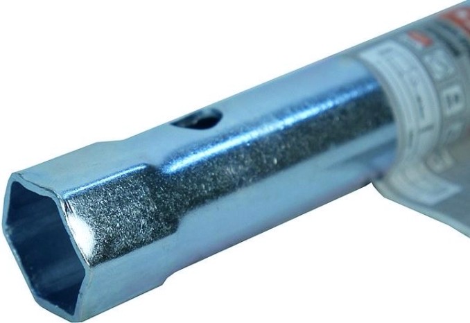 Ключ трубчатый торцевой Sturm 1045-22-17x19 17х19 мм, оцинкованный Ключ трубчатый торцевой Sturm 1045-22-17x19 17х19 мм, оцинкованный
