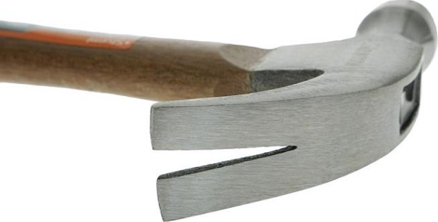 Молоток Sturm 1010-82-WD0450 гвоздодер, деревянная рукоятка, 450гр. Молоток Sturm 1010-82-WD0450 гвоздодер, деревянная рукоятка, 450гр.