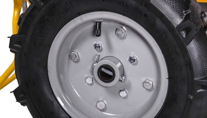 Мотоблок CHAMPION BC7723 Мотоблок CHAMPION BC7723