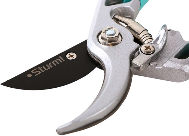 Секатор Sturm 3012-04-25 титановым покр., япон сталь sk5 алюм ручка