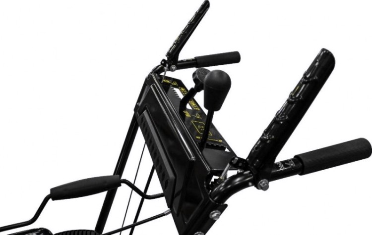 Снегоуборщик бензиновый CHAMPION ST 655 [ST655]