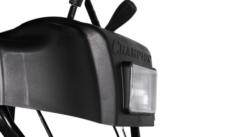 Снегоуборщик бензиновый CHAMPION ST861E